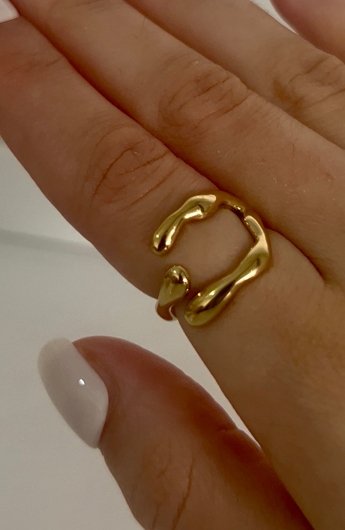 SLEEK Ring